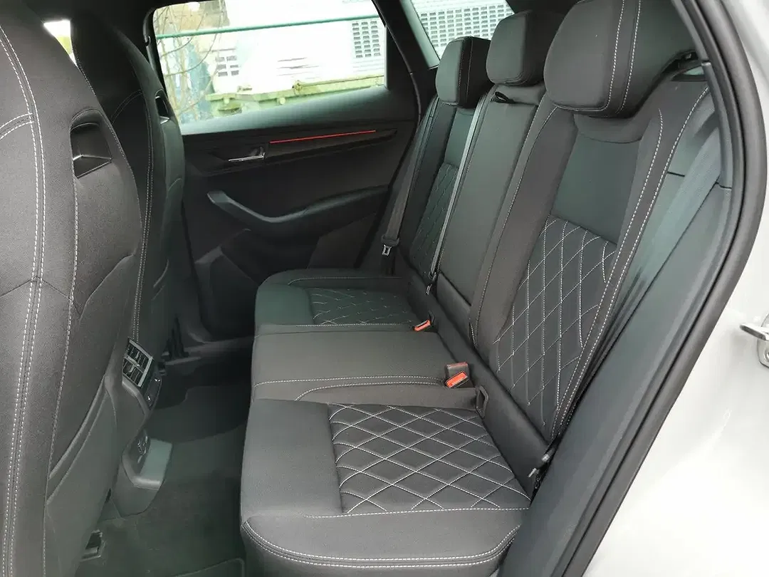 Skoda Karoq - Thumbnail 8