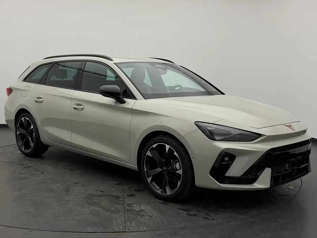 CUPRA Leon - Thumbnail 4