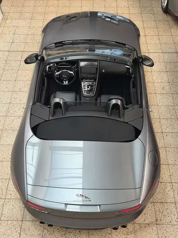 Jaguar F-Type - Thumbnail 10