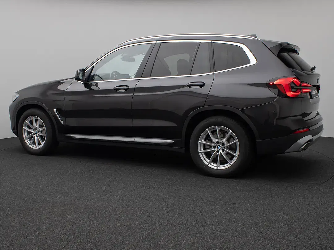 BMW X3 - Thumbnail 9