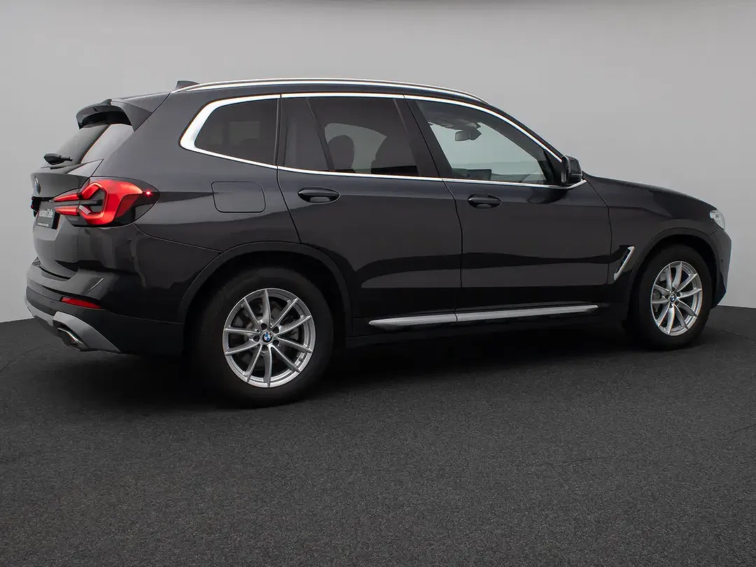 BMW X3 - Thumbnail 5