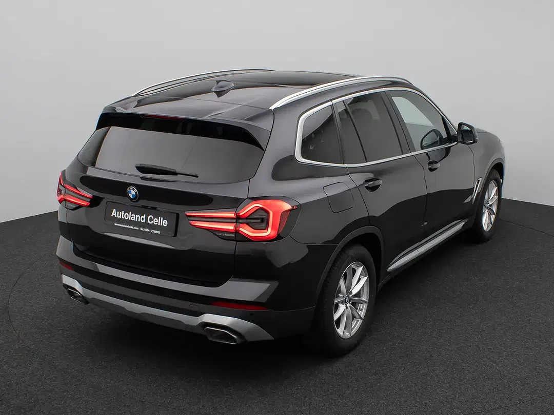 BMW X3 - Thumbnail 6