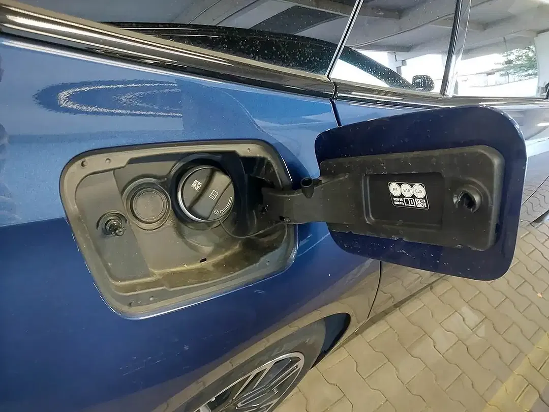 BMW 550 - Thumbnail 15