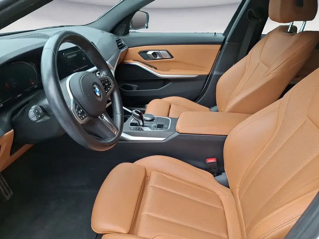 BMW 320 - Thumbnail 9