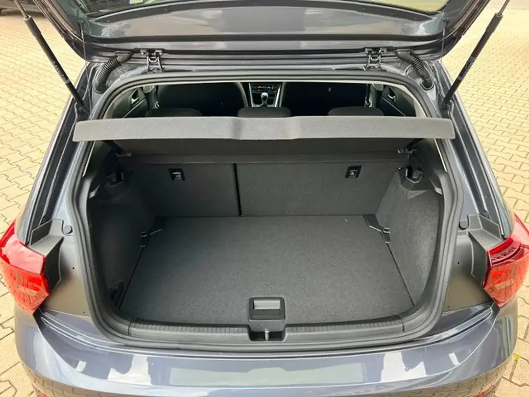 Volkswagen Polo - Thumbnail 6