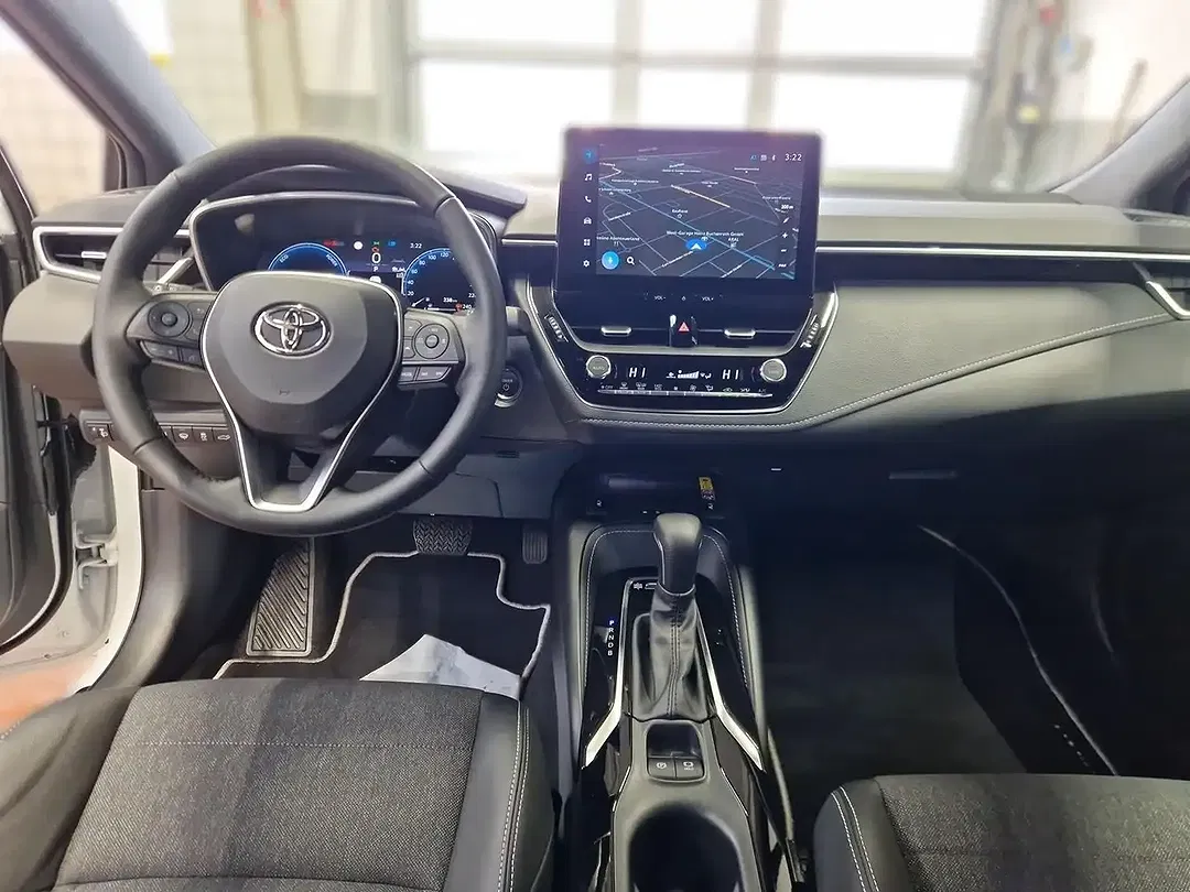 Toyota Corolla - Thumbnail 14