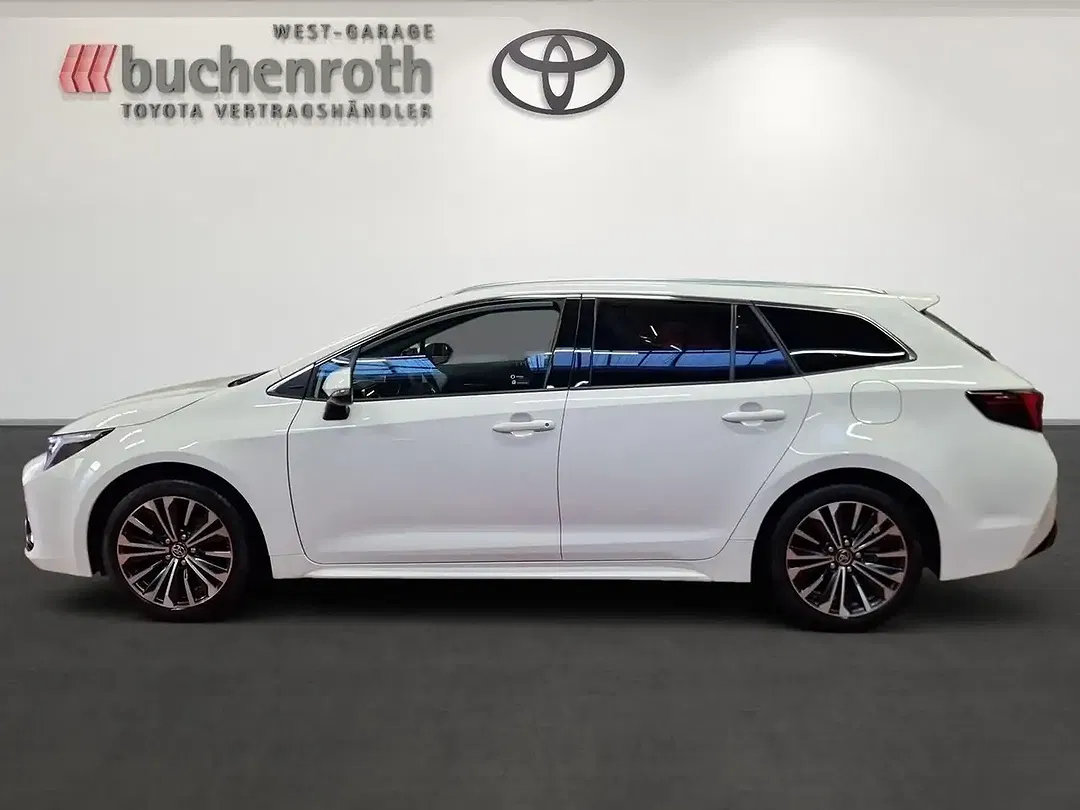 Toyota Corolla - Thumbnail 8