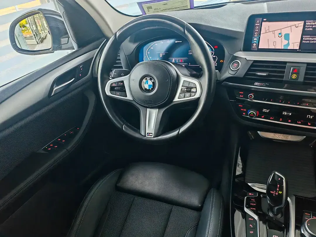 BMW X3 - Thumbnail 13