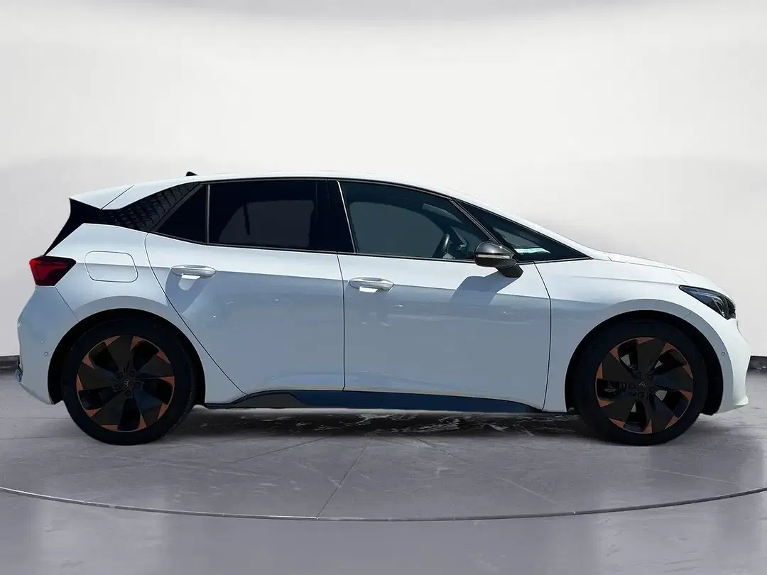 CUPRA Born - Thumbnail 5