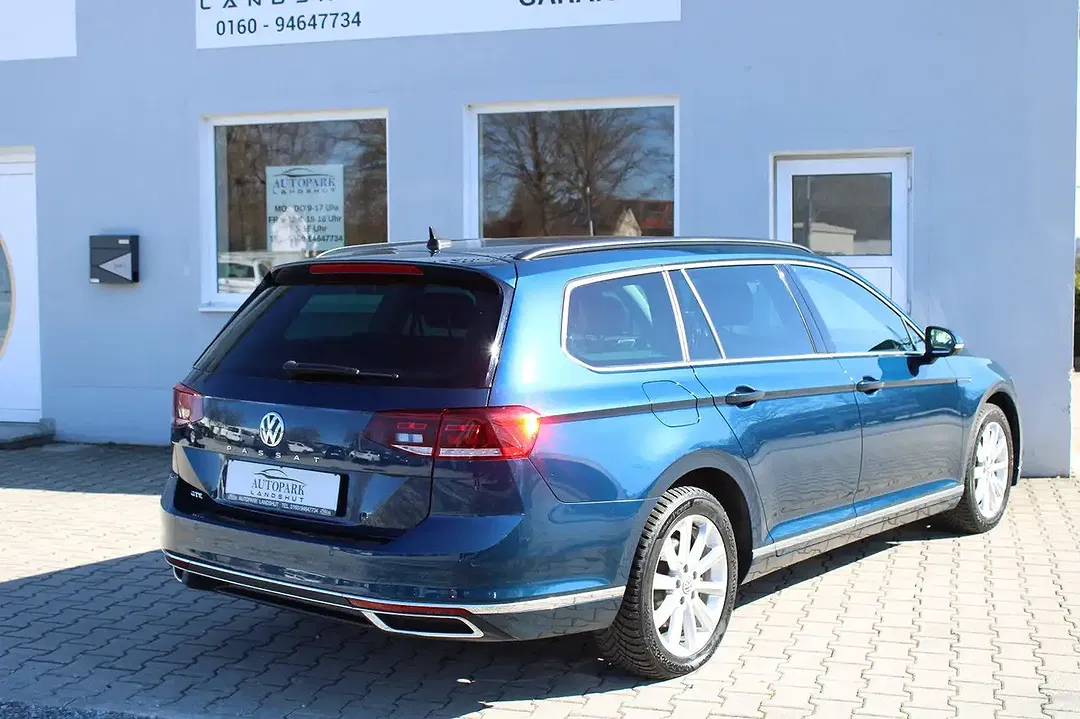 Volkswagen Passat Variant - Thumbnail 6