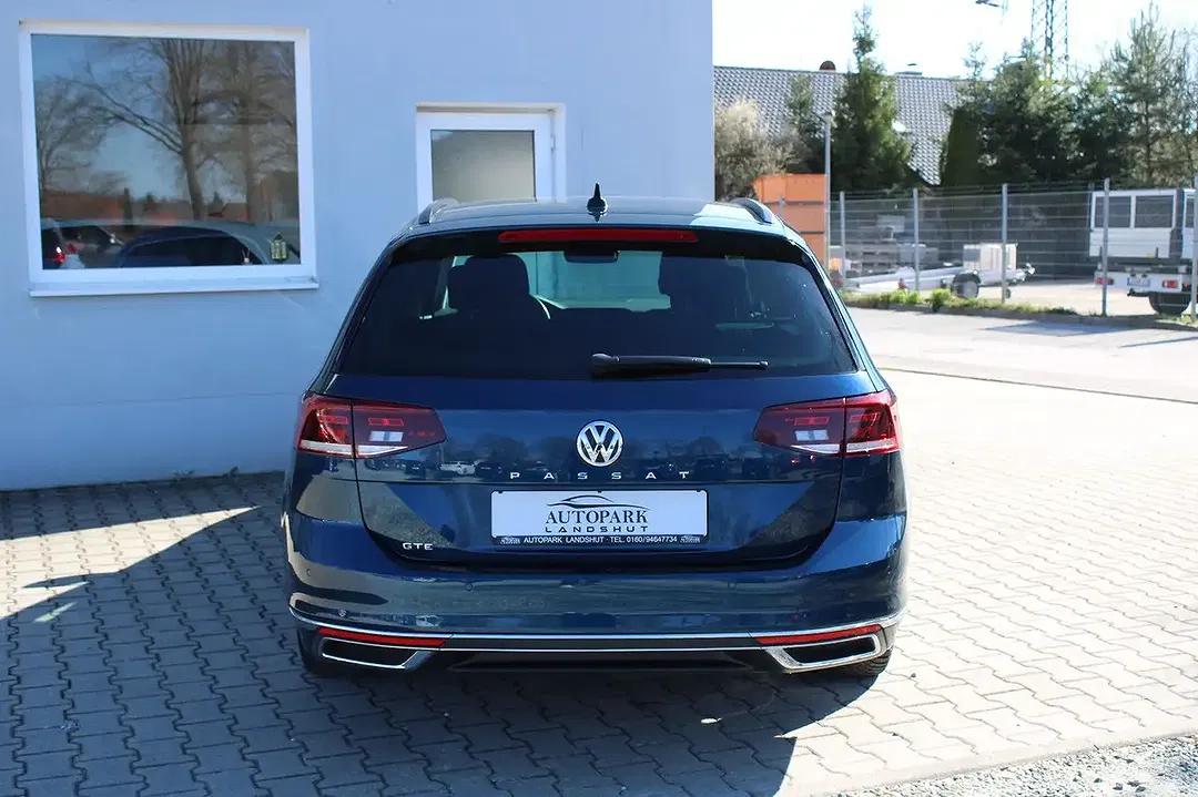 Volkswagen Passat Variant - Thumbnail 7