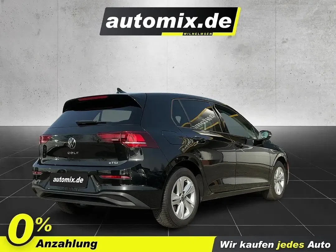 Volkswagen Golf - Thumbnail 3
