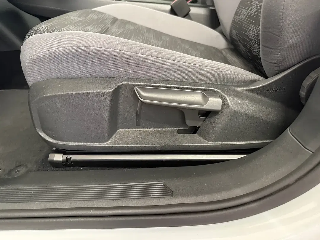 Volkswagen ID.4 Pro Performance - foto 19