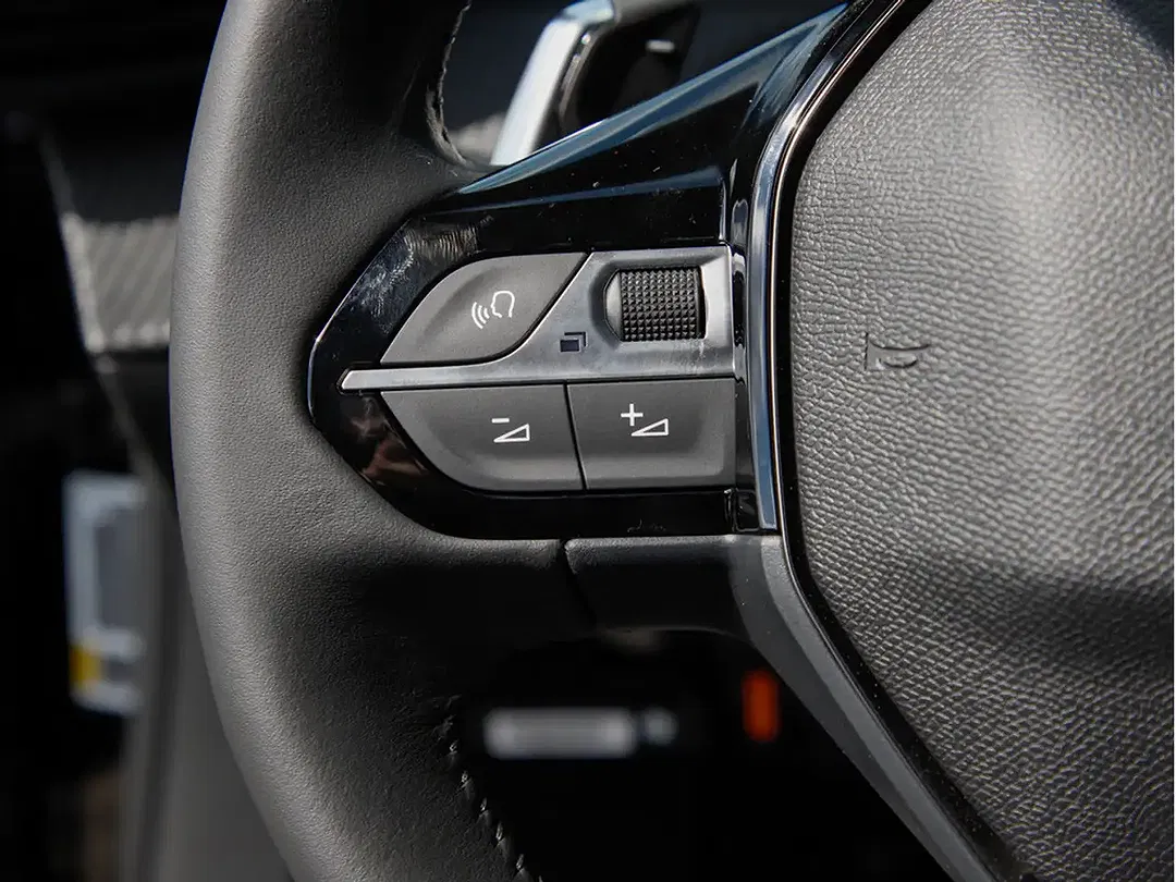 Peugeot 2008 - Thumbnail 11