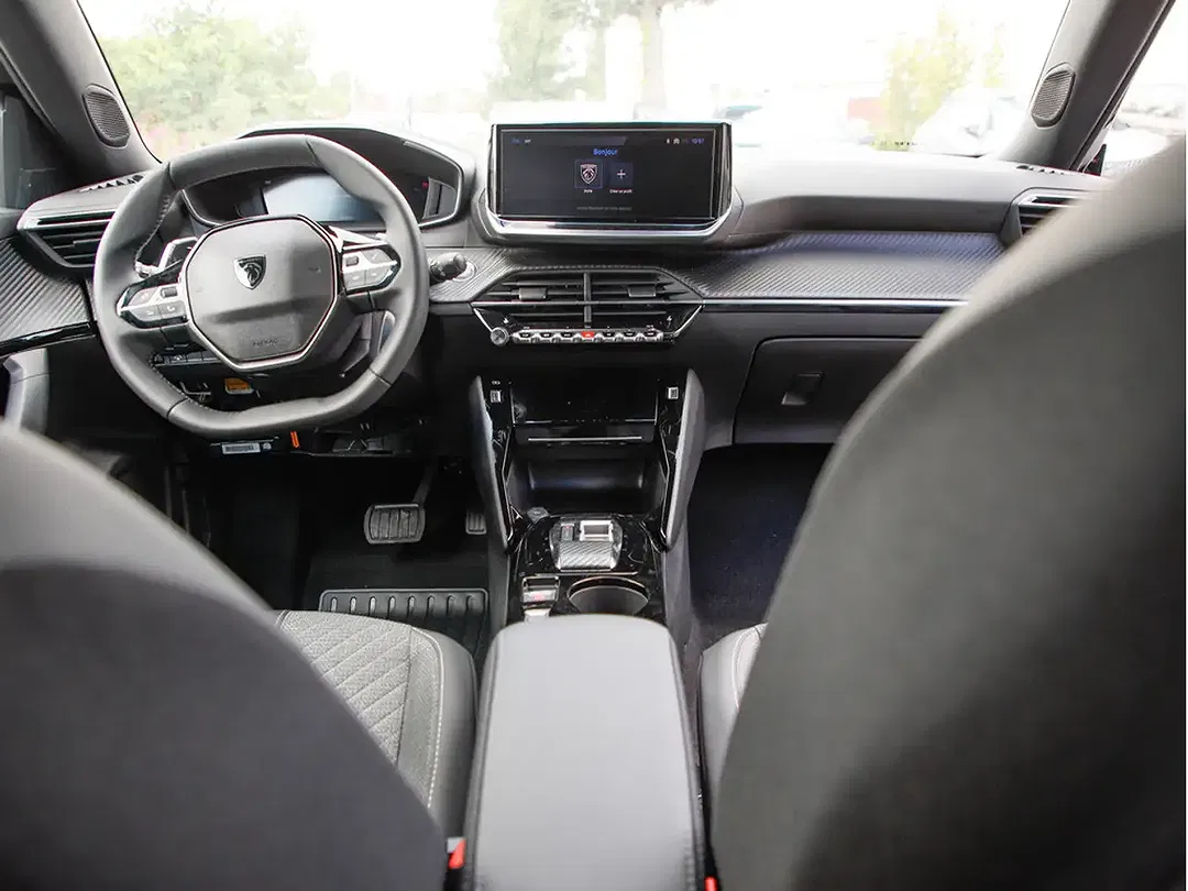 Peugeot 2008 - Thumbnail 3