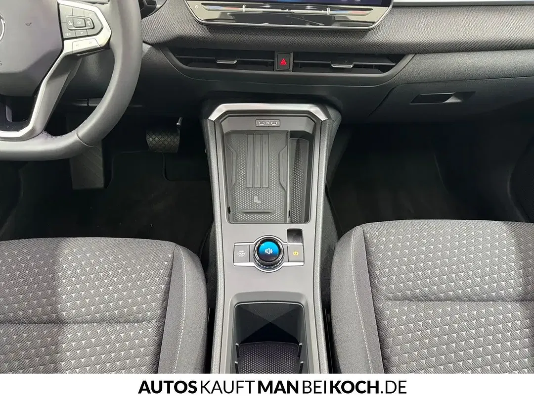 Volkswagen T-Roc - Thumbnail 9
