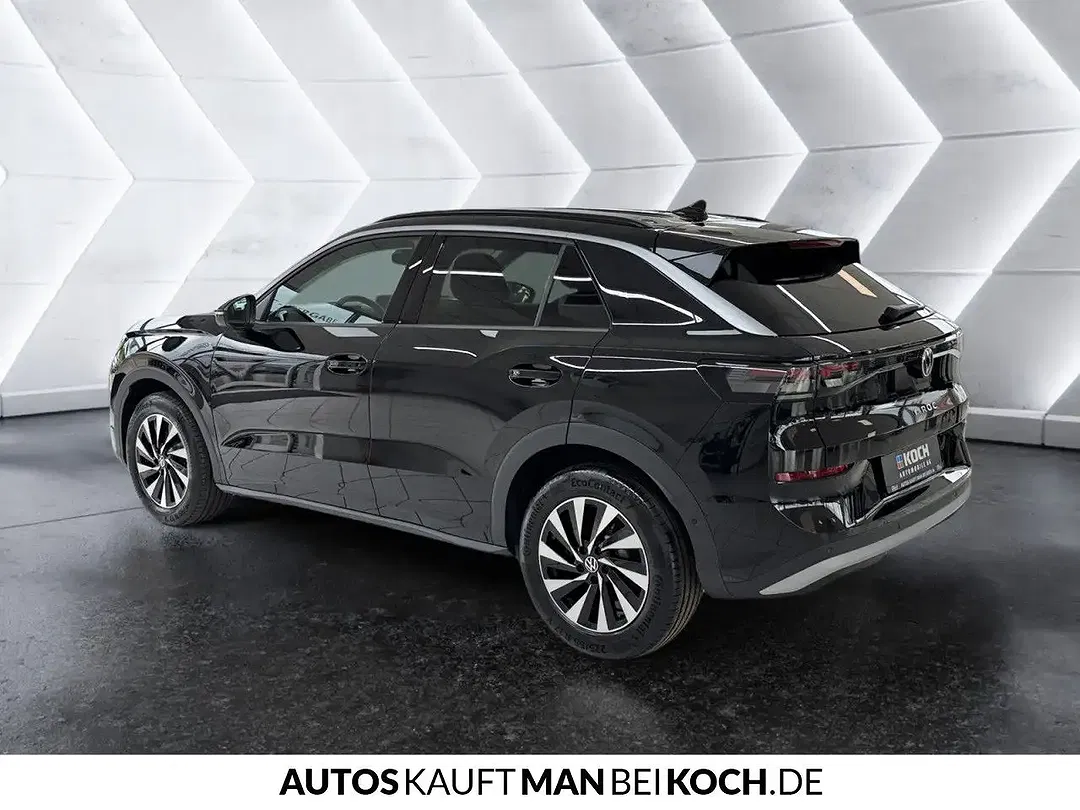 Volkswagen T-Roc - Thumbnail 2