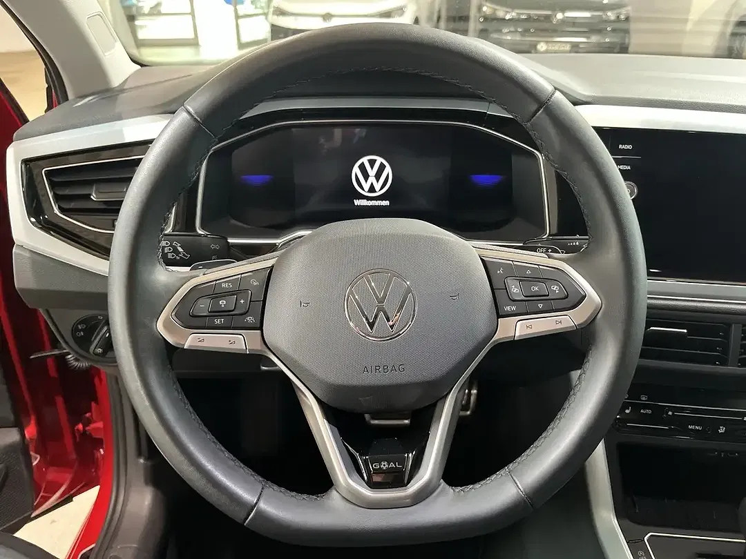 Volkswagen Polo - Thumbnail 12
