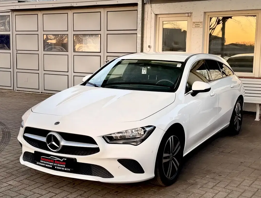 Mercedes-Benz CLA 200 - Thumbnail 5