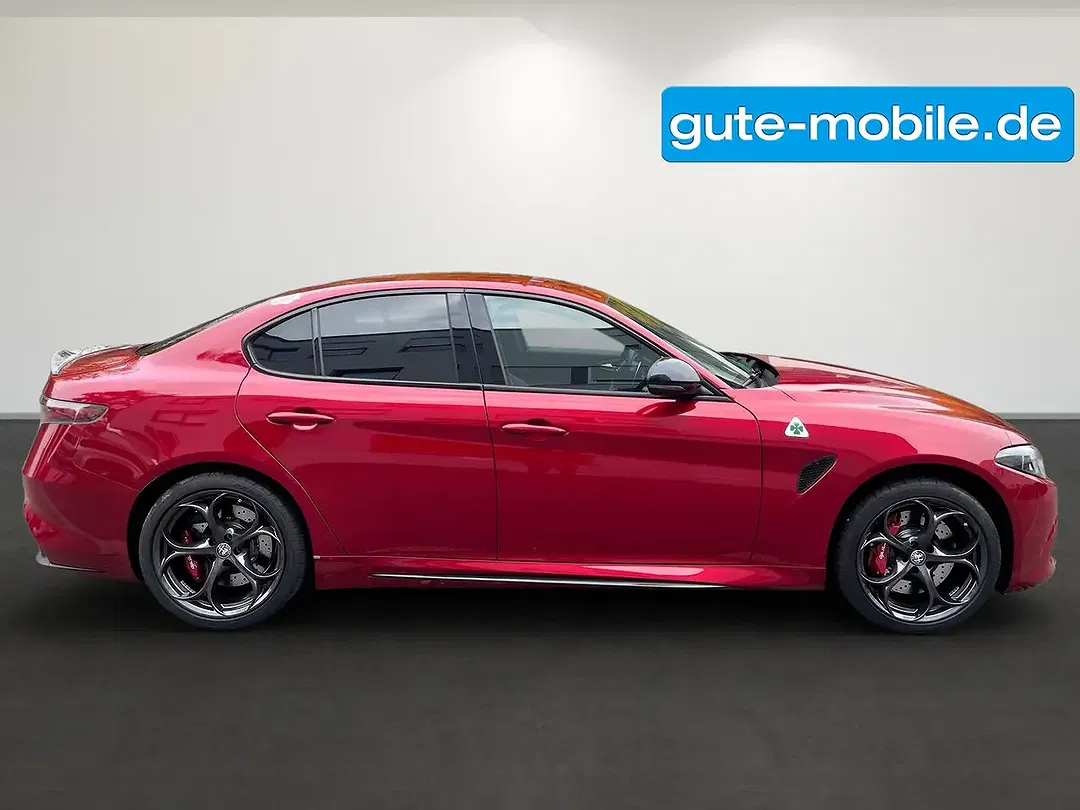Alfa Romeo Giulia - Thumbnail 7