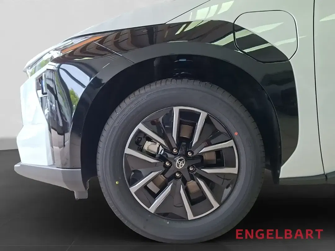 Toyota bZ4X - Thumbnail 14