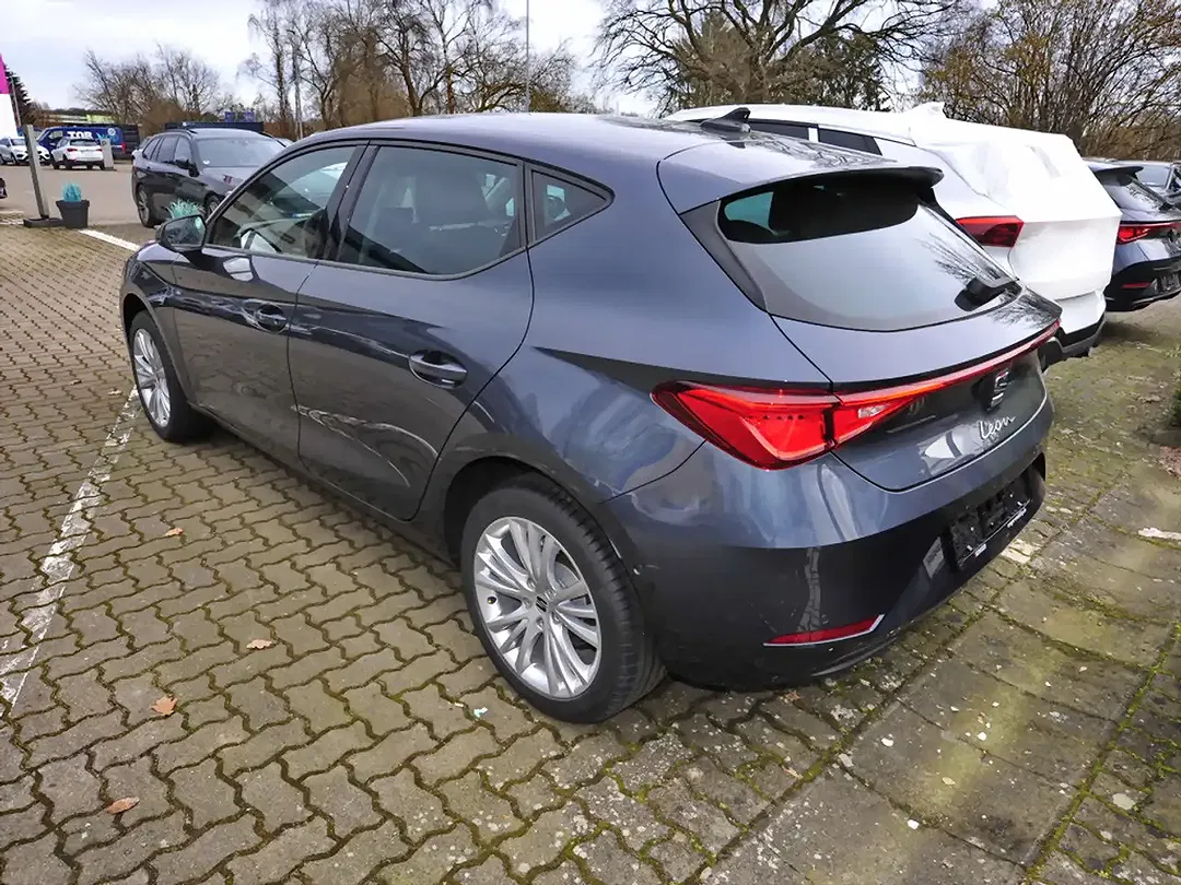 SEAT Leon 1.5 eTSI DSG Style Edition - foto 2