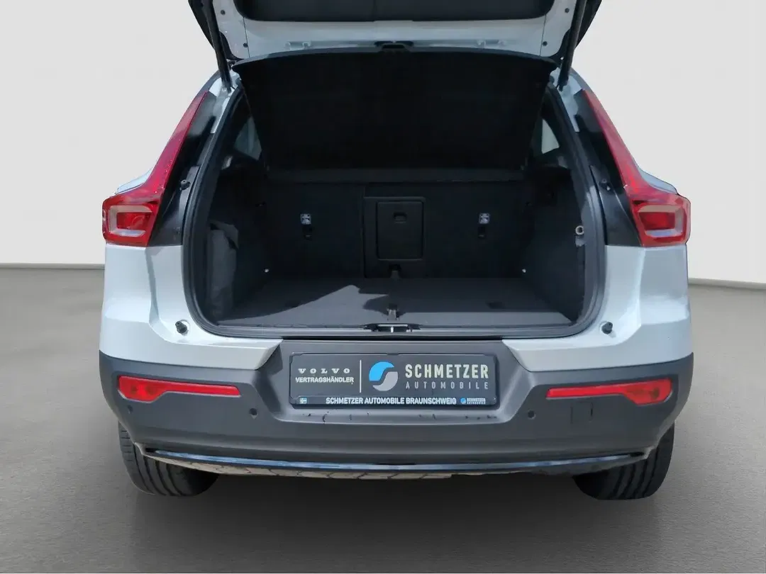 Volvo XC40 - Thumbnail 12