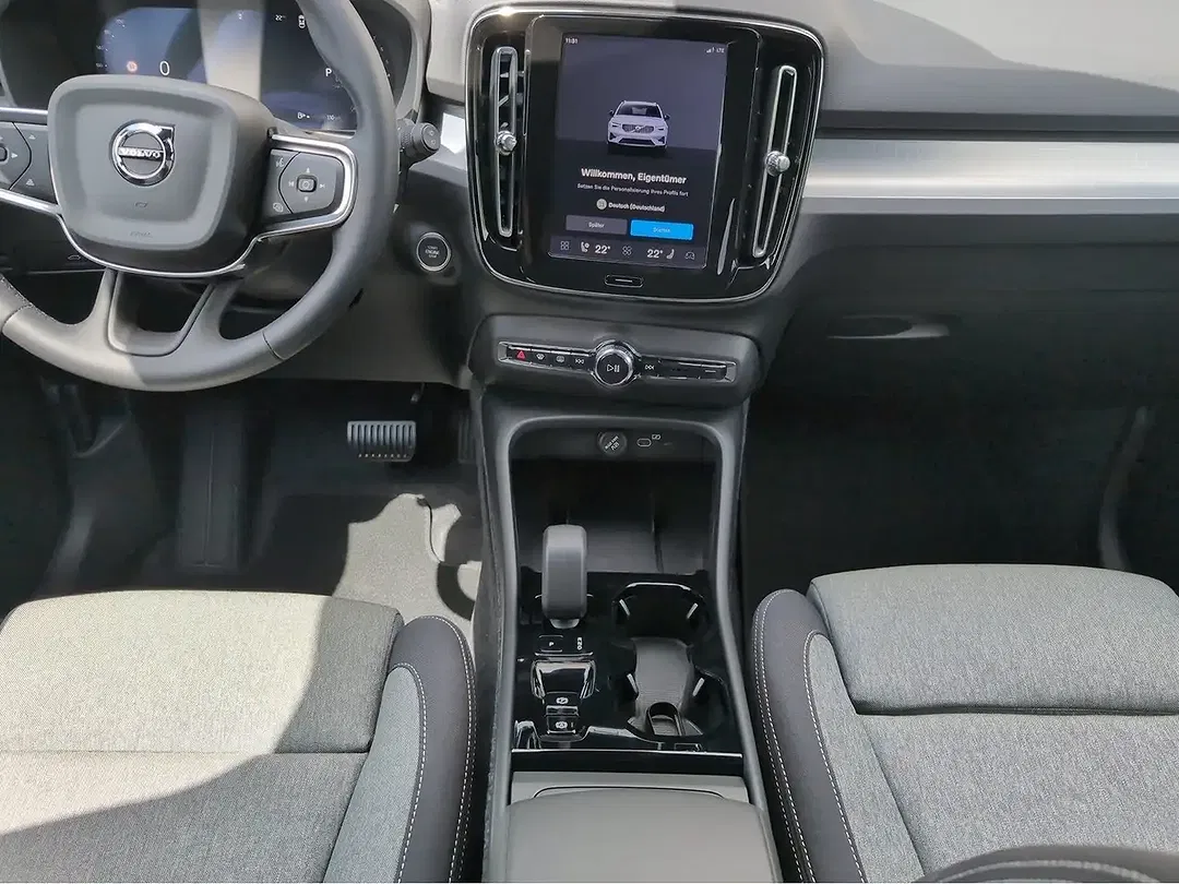 Volvo XC40 - Thumbnail 9