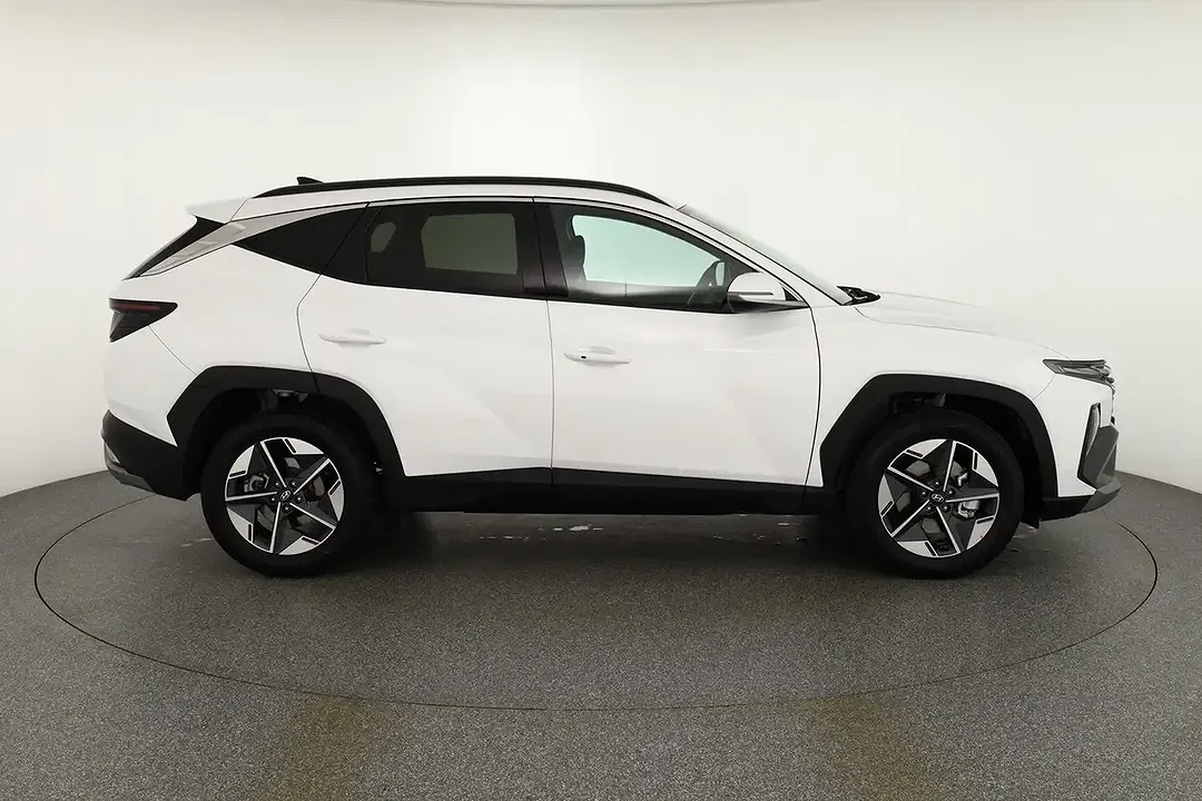 Hyundai TUCSON - Thumbnail 6