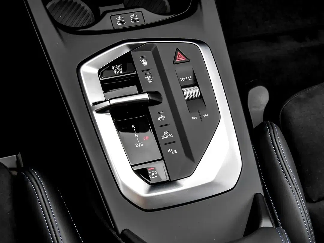 BMW 120 - Thumbnail 9