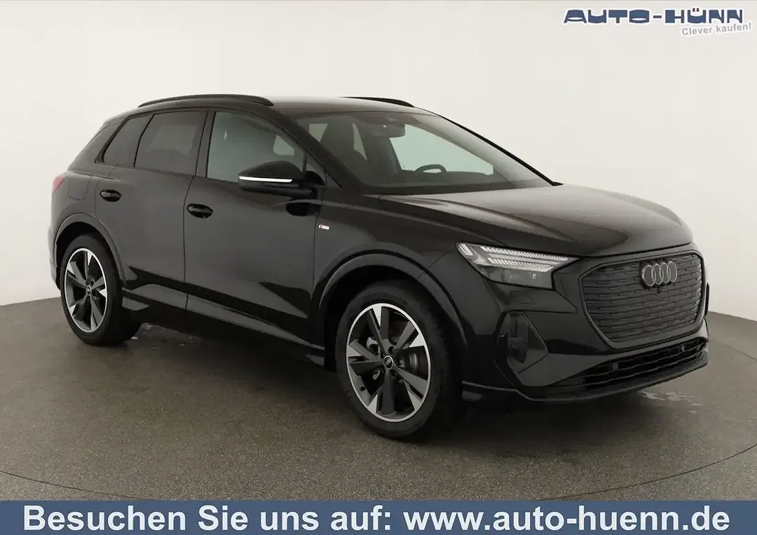 Audi Q4 e-tron 45 quattro Matrix LED Base S line - foto 1