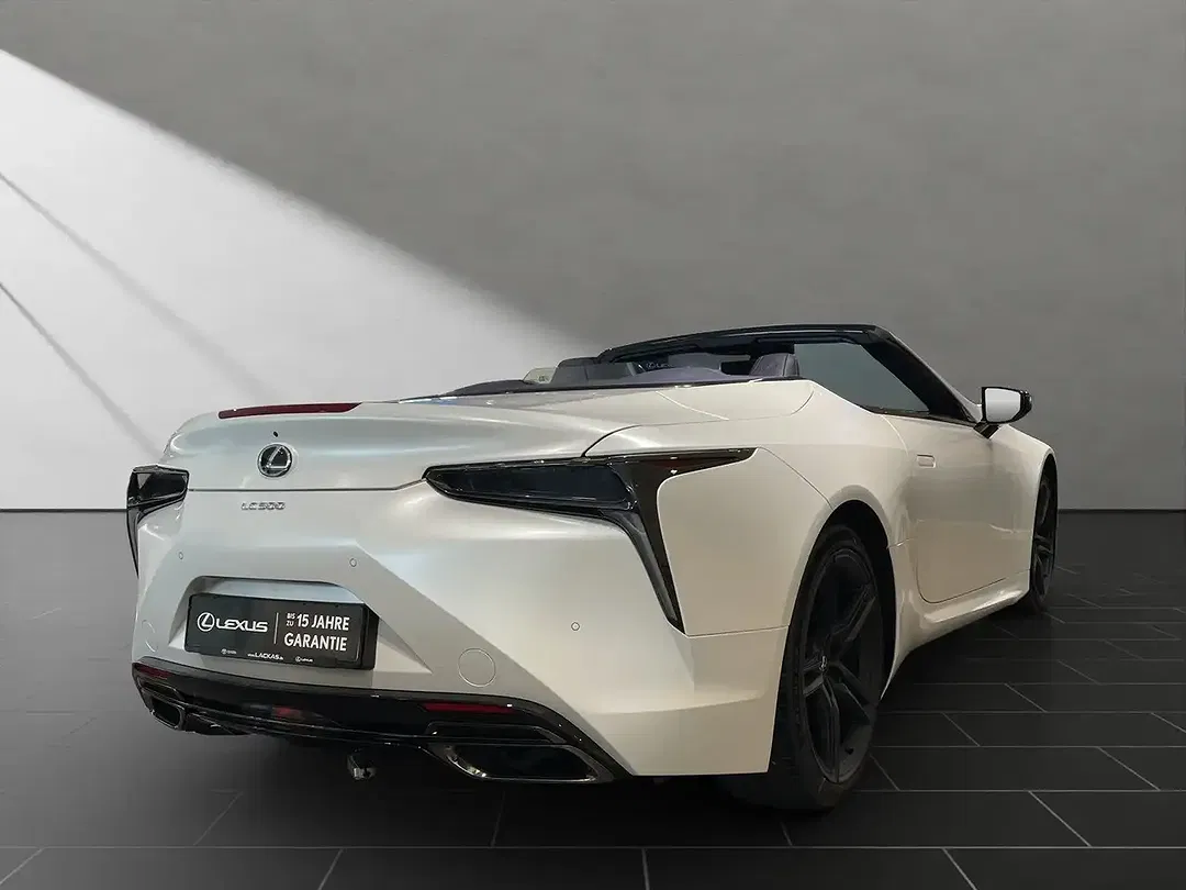 Lexus LC 500 - Thumbnail 5