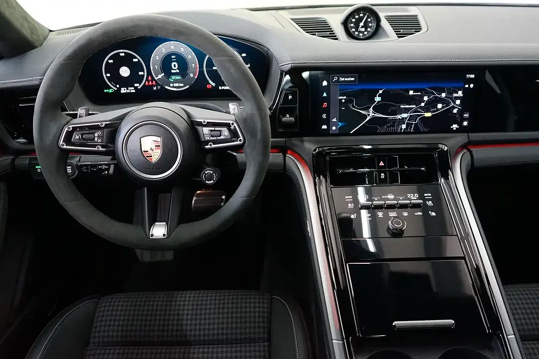 Porsche Panamera - Thumbnail 29