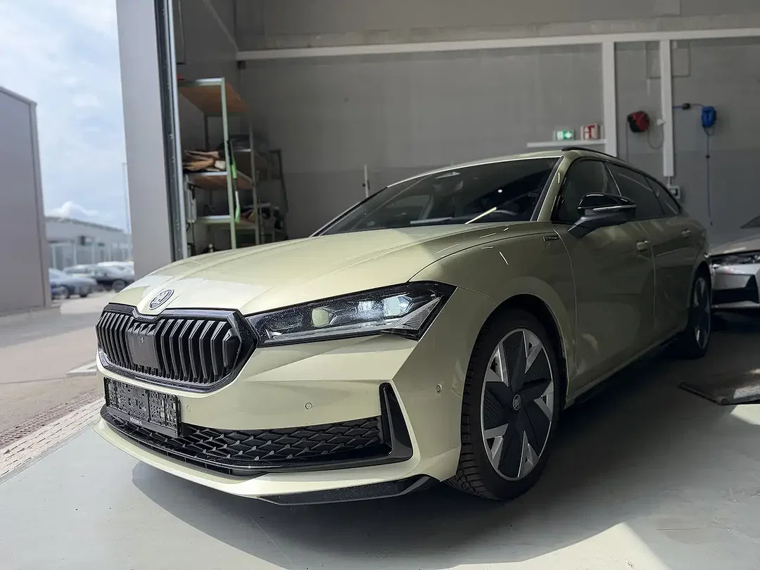 Skoda Superb - Afbeelding 1