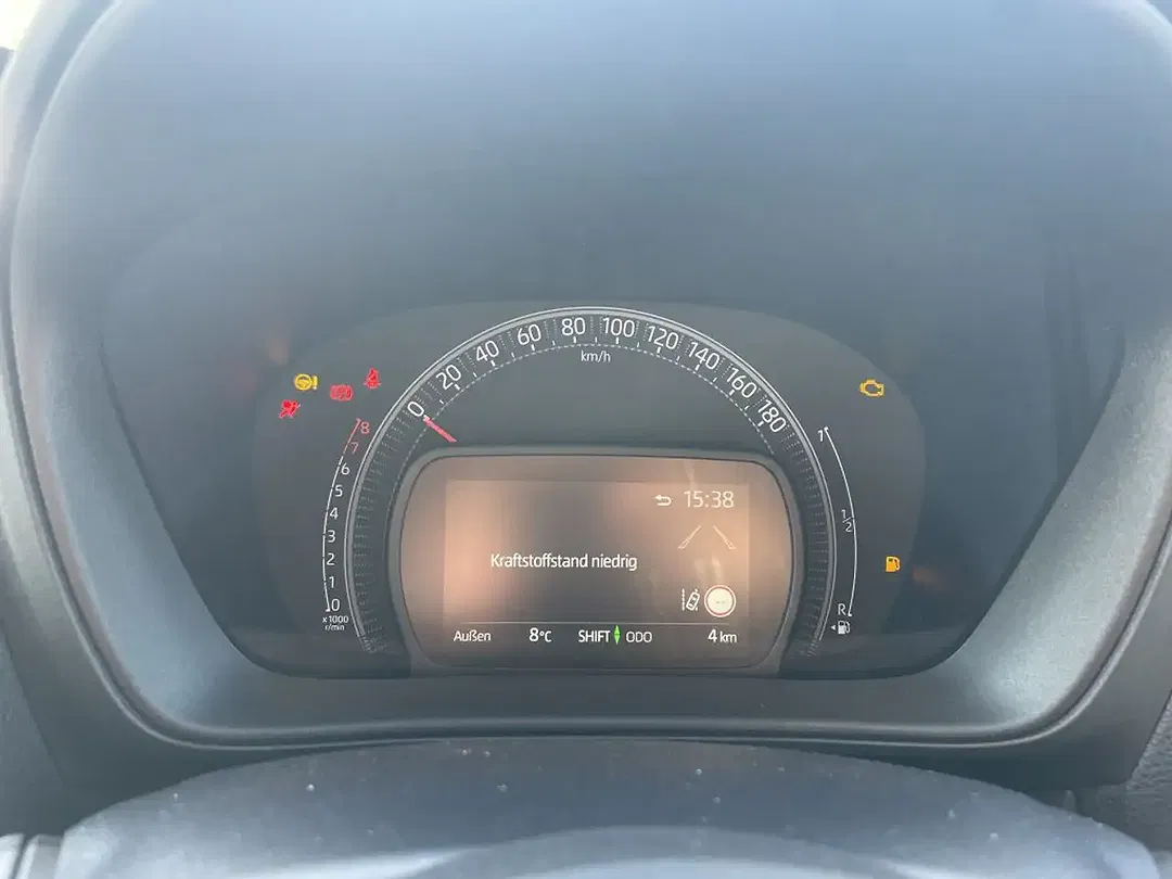 Toyota Aygo X - Thumbnail 12