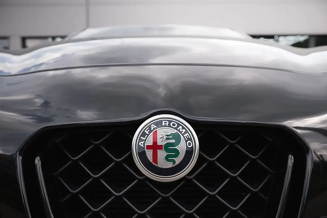 Alfa Romeo Giulia - Thumbnail 10