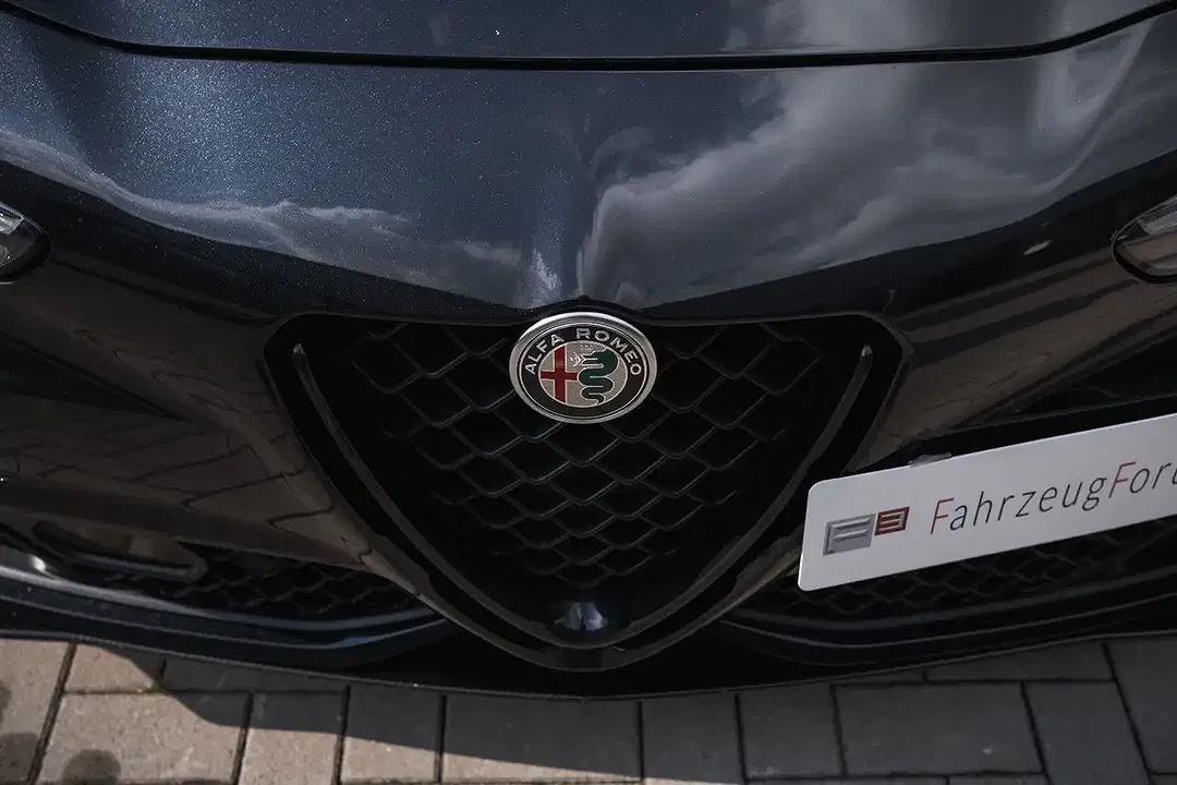 Alfa Romeo Giulia - foto 15