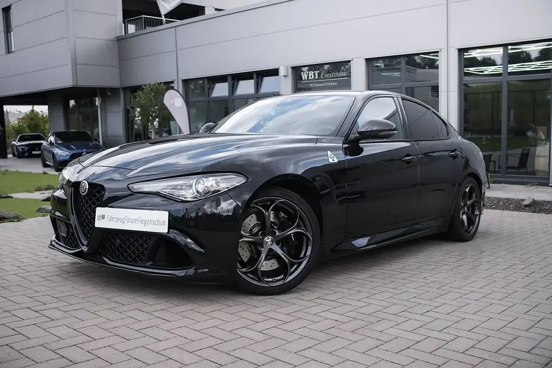 Alfa Romeo Giulia - foto 2