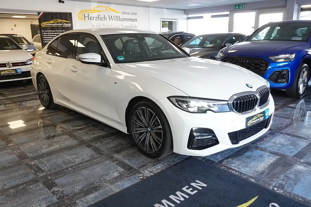 BMW 318 - Thumbnail 8