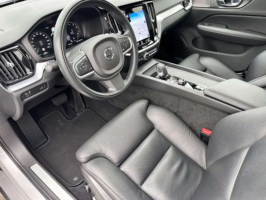 Volvo V60 - Thumbnail 4