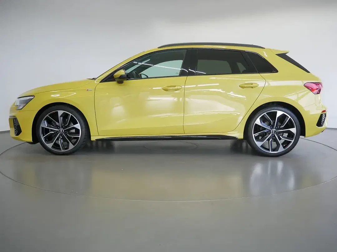 Audi A3 - Thumbnail 2