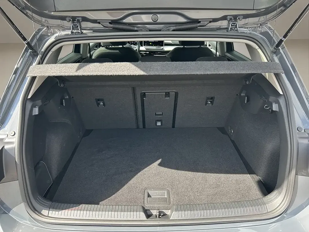 Volkswagen Golf - Thumbnail 14