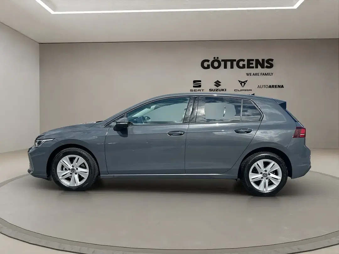 Volkswagen Golf - Thumbnail 2