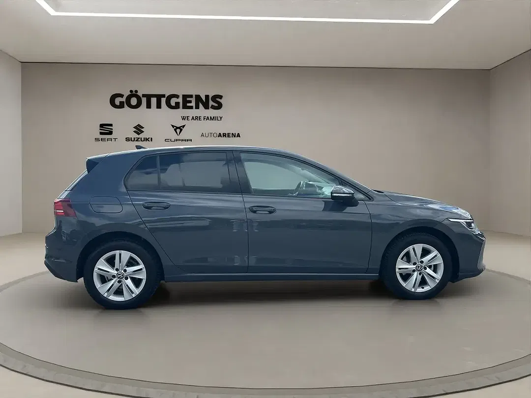 Volkswagen Golf - Thumbnail 5