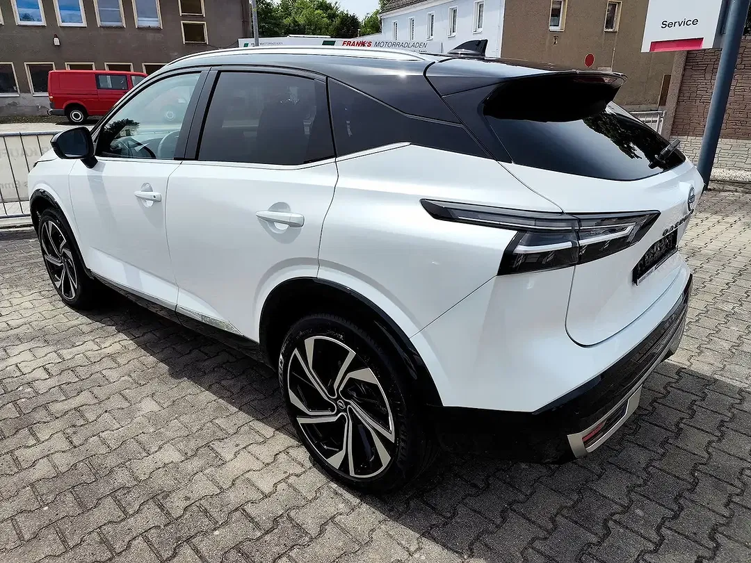 Nissan Qashqai - Thumbnail 3