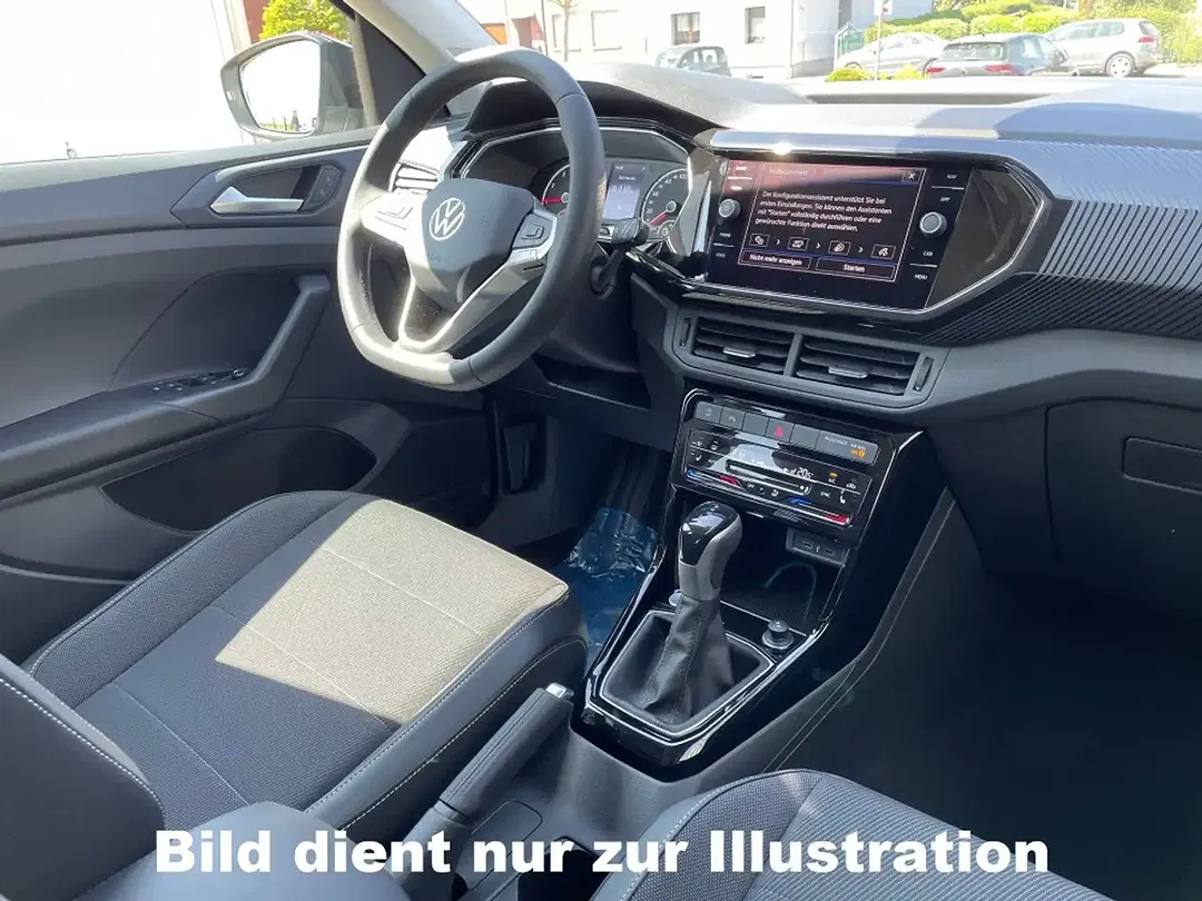 Volkswagen T-Cross - Thumbnail 10