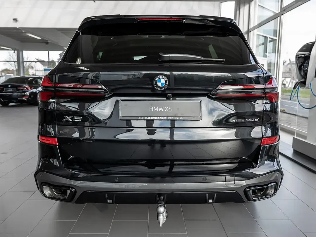 BMW X5 - Thumbnail 4