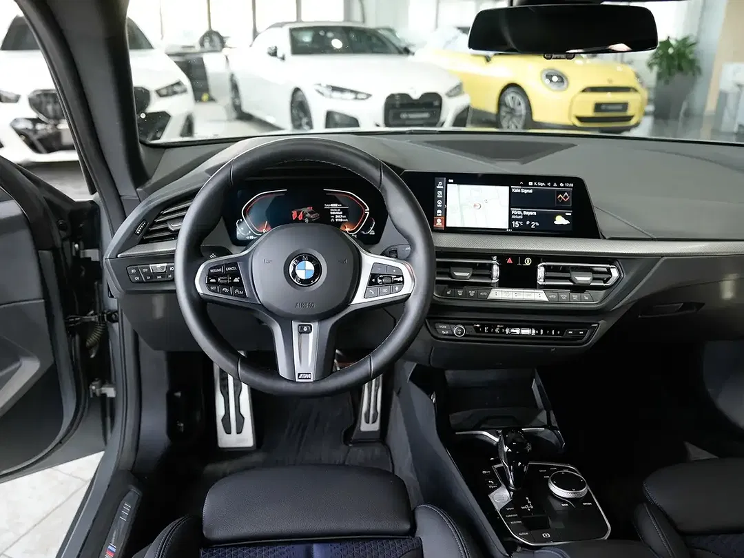 BMW 218 - Thumbnail 12