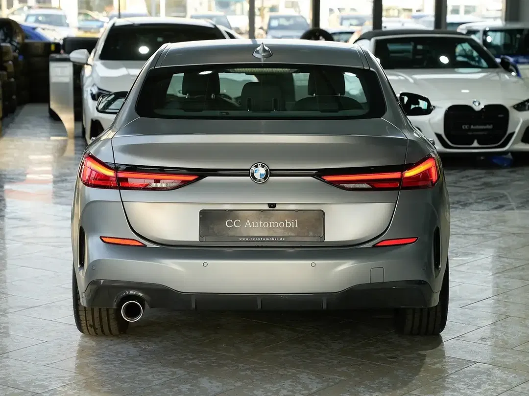 BMW 218 - Thumbnail 8