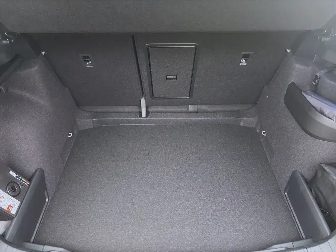 Skoda Karoq - Thumbnail 5